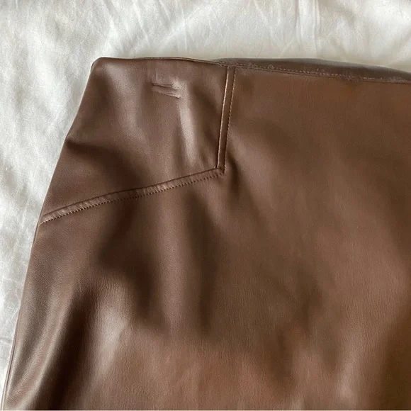 𝅺Shein brown pleather pencil skirt - Picture 2 of 6